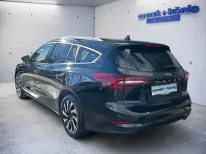 Ford Focus Turnier 1.0 EcoBoost Hybrid TITANIUM X Bild 4