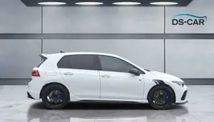 Volkswagen Golf VIII R 2.0 TFSI 4Motion *AKRAPOVIC*STAGE 3* Bild 3