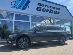 Volkswagen Passat Variant 2.0 TDI SCR DSG 4Motion R Line AHK Standheizung