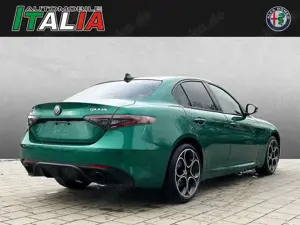 Alfa Romeo Giulia Veloce 2.0 Turbo 16V AT8-Q4 Bild 2