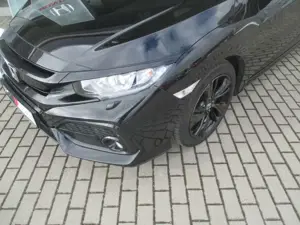 Honda Civic Lim. 5-trg. 1.0 Elegance"Sitzheizung" Bild 3