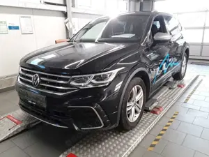 Volkswagen Tiguan Allspace 4M R-LINE*MATRIX*ACC*AHK*HUD*