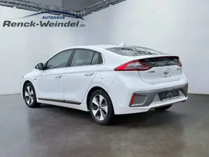 Hyundai IONIQ Style Navi Soundsystem LED ACC Klimaautom DAB SHZ Bild 3