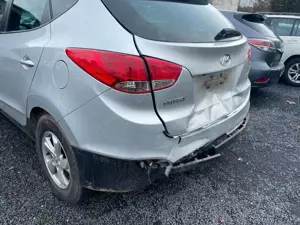 Hyundai iX35 blue Style 2WD Bild 4