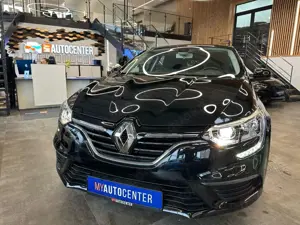 Renault Megane IV Grandtour Play *Navi*AHK*Sitzheiz.*