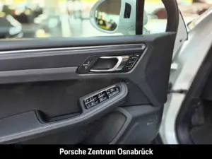 Porsche Macan Pano AHK Luft 20-Zoll BOSE 14-Wege Surround View B Bild 5