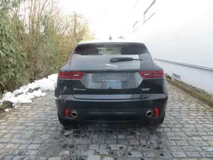 Jaguar E-Pace D18 R-Dynamic SE AWD Bild 5