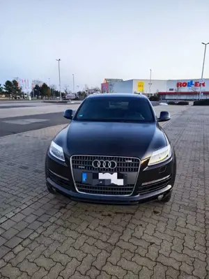Audi Q7 4.2 TDI DPF quattro tiptronic