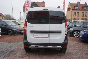 Dacia Dokker Stepway 1.5 DCi Navi Kamera Sitzheizung DAB Bild 4