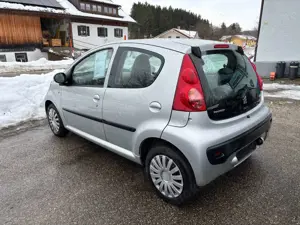 Peugeot 107 Filou * 47000 km * Bild 4