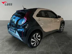 Toyota Aygo 1.0 Teamplayer Kamera+ACC+Navi+SHZ+PDC Bild 3