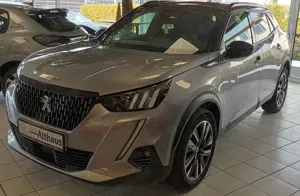 Peugeot 2008 GT Pack PureTech 130 EAT8 aus 1. Hand