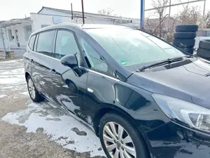 Opel Zafira Tourer Zafira Diesel 1.6 CDTI ecoFLEX  7 Sitzer Bild 2