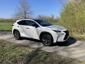 Lexus NX 300h NX Hybrid E-FOUR F Sport