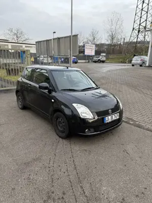 Suzuki Swift Suzuki Swift 1.3 - TÜV neu - Kupplung  Vorderachs Bild 2