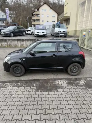 Suzuki Swift Suzuki Swift 1.3 - TÜV neu - Kupplung  Vorderachs Bild 4