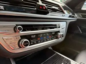 BMW 745 745e M-Sport Voll Bild 5