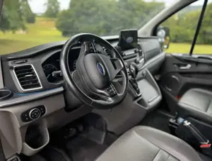 Ford Tourneo Custom 310 L1H1 VA Autm. Titanium X Bild 4