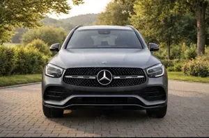 Mercedes-Benz GLC 300 e 4Matic 9G-TRONIC AMG Line