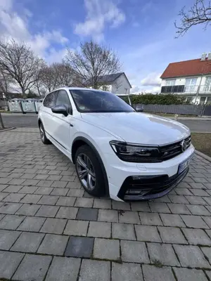 Volkswagen Tiguan Allspace Highline 4Motion R Line