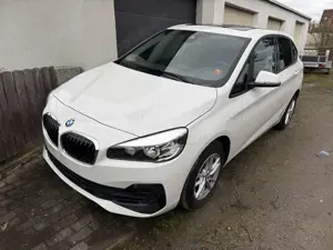 BMW 216 216d Panorama Sportsitze SHZ PDC Navi Klima uvm