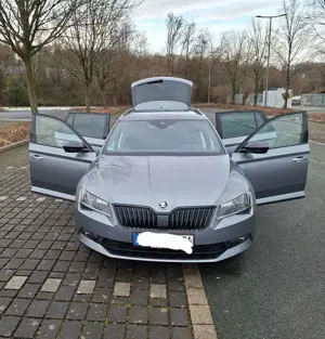 Skoda Superb Sportline Bild 2
