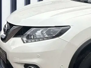 Nissan X-Trail 2.0 dCi Tekna ACC+LED+Navi+Pano+SD+SHZ Bild 3