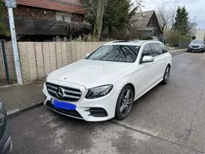 Mercedes-Benz E 220 d T 9G-TRONIC AMG Line