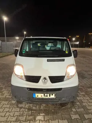 Renault Trafic neuer TÜV, neue Inspektion, neue REIFEN, UNFALLFRE
