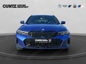 BMW 320 i Touring M Sportpaket Pro HK Bild 2