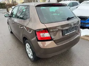 Skoda Fabia Style 1.0 TSI DSG, PDC, GRA, Sitzheizung Bild 3