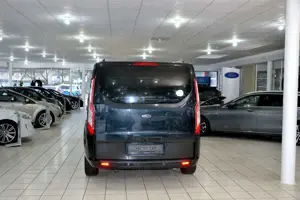Ford Transit Custom Kombi 2.2 TDCi 300 L2 Titanium Bild 5