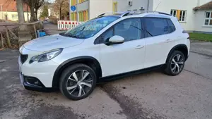 Peugeot 2008 Allure BlueHDi FAP 120 STOP
