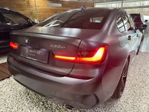 BMW 330 e M Sport PANO+PROF+LASER+HUD+SHZ+AHK Bild 4