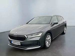 Skoda Superb Combi Selction 2.0 TDI Matrix Sitzheizung Bild 2