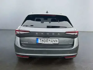 Skoda Superb Combi Selction 2.0 TDI Matrix Sitzheizung Bild 5