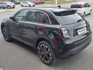 Fiat 600 Hybrid La Prima Navi Massagesitz Sitzheizung Bild 4