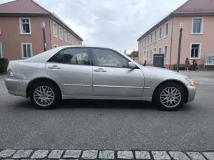 Lexus IS 200 Limited 1Hand Rentnerfahrzeug geb.1935 Scheckheft! Bild 3