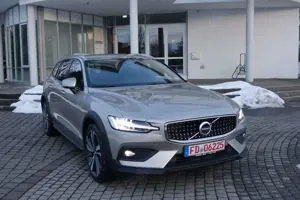 Volvo V60 Cross Country B4 D Licht-P/Winter-P/Fahrerassistenz-P/