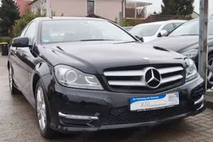 Mercedes-Benz C 180 CGI Coupé BlueEff. 7G-Tronic AMG-Line 1.Hd Bild 3