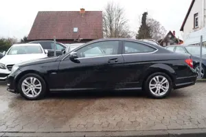 Mercedes-Benz C 180 CGI Coupé BlueEff. 7G-Tronic AMG-Line 1.Hd Bild 4