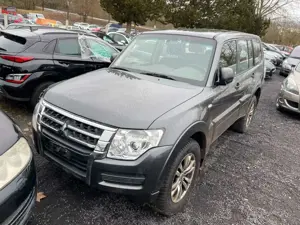 Mitsubishi Pajero 3.2 DI-D Edition 100 | Motor defekt!