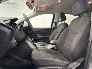 Ford Kuga 2.0 TDCI 140 PS KLIMA/AHK/PDC/SHZ/HU:NEU Bild 5