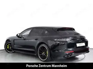 Porsche Panamera Turbo S E-Hybrid Sport Turismo Bild 3