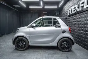 smart forTwo Cabrio Prime JBL Navi Rüfa Komfort Paket Bild 5