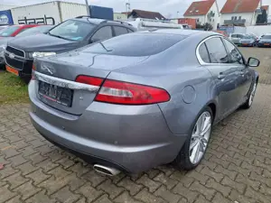 Jaguar XF 3.0 V6 Diesel Luxury S Bild 4