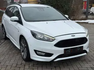 Ford Focus ST-Line Navi / R.Kamera / Parkassist Alu 18