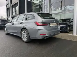 BMW 320 d Touring Teilleder. Driv.Ass. Bild 4