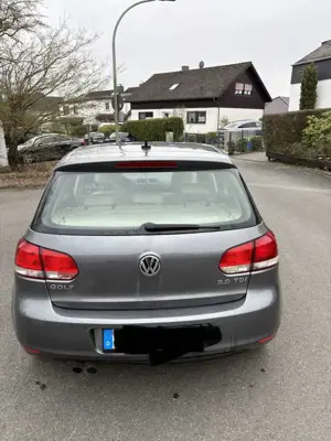 Volkswagen Golf 2.0 TDI DPF Edition Bild 3
