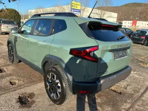 Dacia Duster III Hybrid 140 Extreme Bild 2